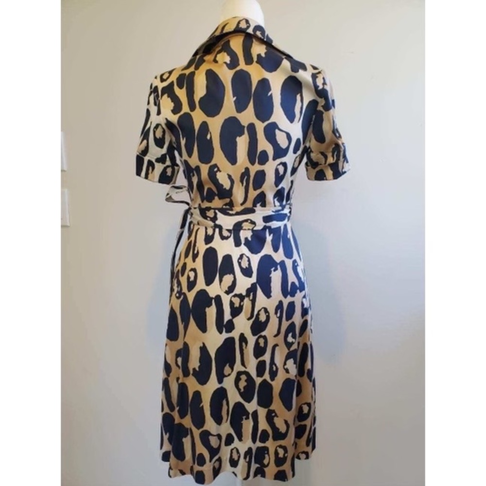 Diane Von Furstenberg Wrap Dress (Dvf Animal Prin… - image 5